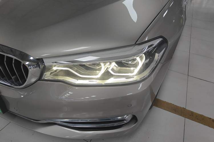 Used BMW 5 Series New Energy 2020 Mileage Upgrade Version 530Le Pioneer Edition Left Front Headlight