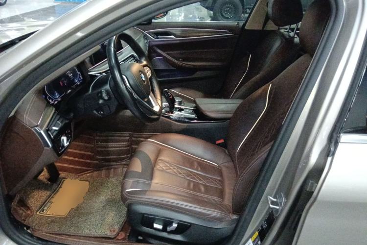 Used BMW 5 Series New Energy 2020 Mileage Upgrade Version 530Le Luxury Package Left Front Seat