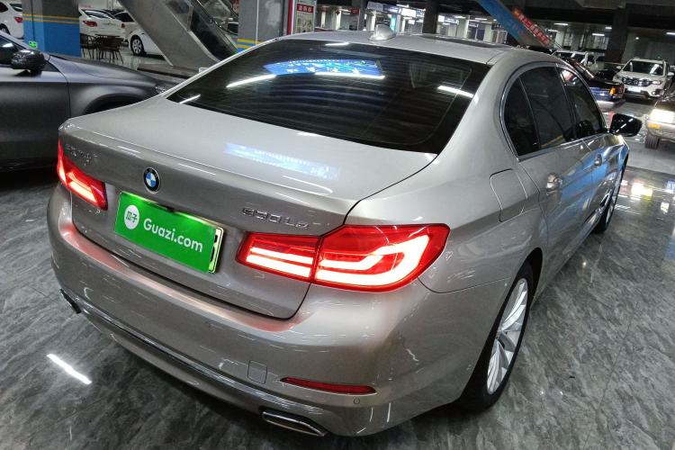 Used BMW 5 Series New Energy 2020 Mileage Upgrade Version 530Le Luxury Package Rear Right 45 Deg