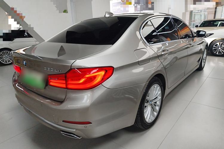 Used BMW 5 Series New Energy 2020 Mileage Upgrade Version 530Le Luxury Package Rear Right 45 Deg