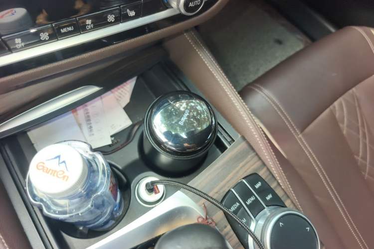 Used BMW 5 Series New Energy 2020 530Le Luxury Package Vehicle Key