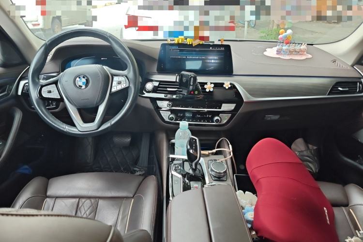 Used BMW 5 Series New Energy 2020 530Le Pioneer Edition Center Console
