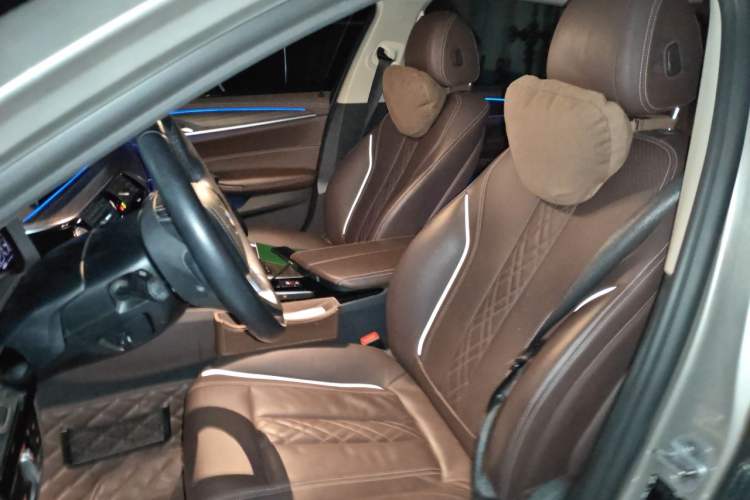 Used BMW 5 Series New Energy 2020 Mileage Upgrade Version 530Le Luxury Package Left Front Seat