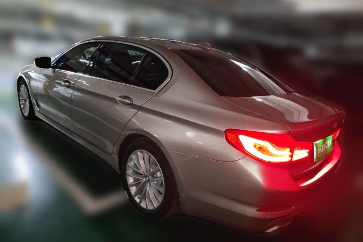 Used BMW 5 Series New Energy 2020 Mileage Upgrade Version 530Le Luxury Package Rear Left 45 Deg