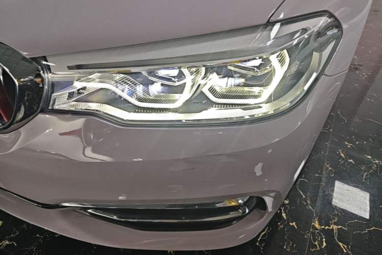 Used BMW 5 Series New Energy 2020 Mileage Upgrade Version 530Le Luxury Package Left Front Headlight