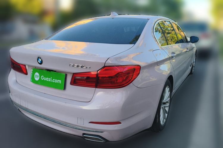 Used BMW 5 Series New Energy 2020 Mileage Upgrade Version 530Le Luxury Package Rear Right 45 Deg