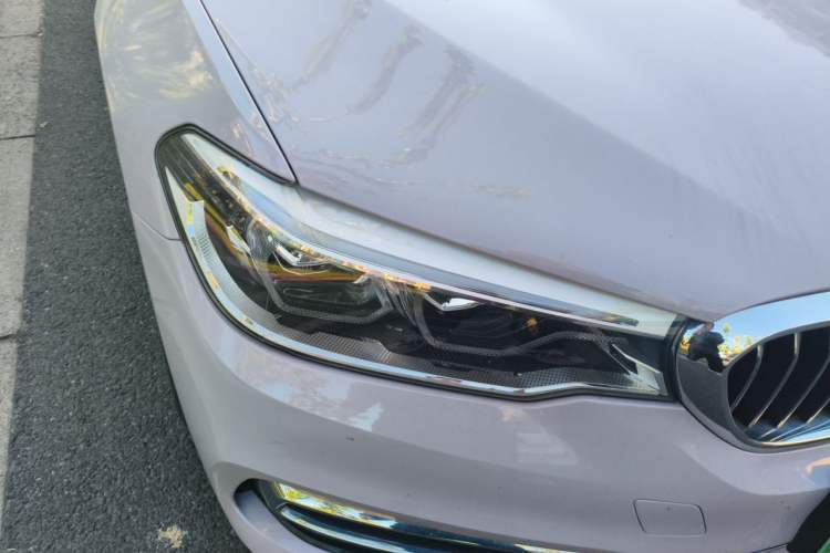 Used BMW 5 Series New Energy 2020 Mileage Upgrade Version 530Le Luxury Package Right Front Headlight