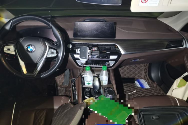 Used BMW 5 Series New Energy 2020 Mileage Upgrade Version 530Le Luxury Package Center Console