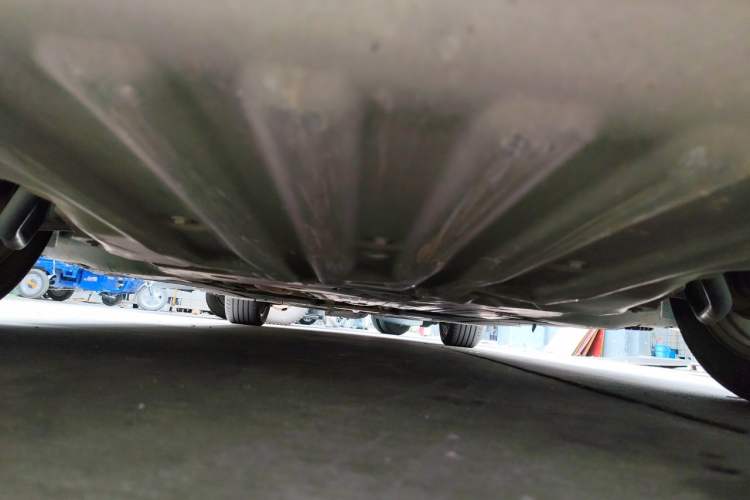 Used BMW 5 Series New Energy 2020 Mileage Upgrade Version 530Le Luxury Package Chassis Front