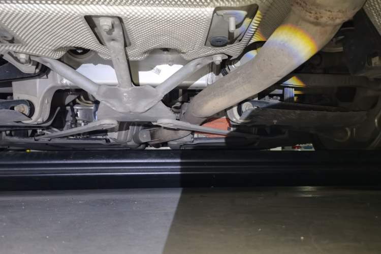 Used BMW 5 Series New Energy 2020 Mileage Upgrade Version 530Le Luxury Package Chassis Rear