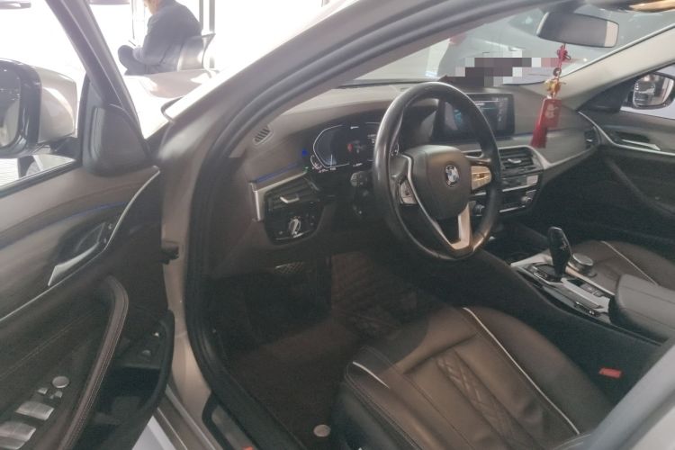 Used BMW 5 Series New Energy 2020 530Le Luxury Package Driver Seat