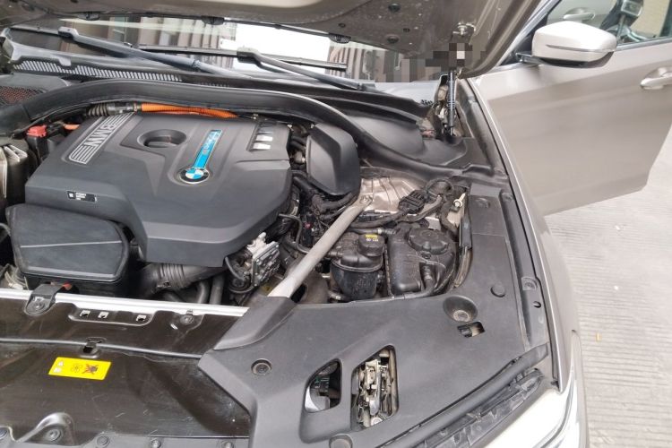 Used BMW 5 Series New Energy 2020 530Le Luxury Package Engine Bay Left