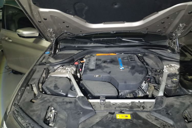 Used BMW 5 Series New Energy 2020 Mileage Upgrade Version 530Le Luxury Package Engine Bay Right