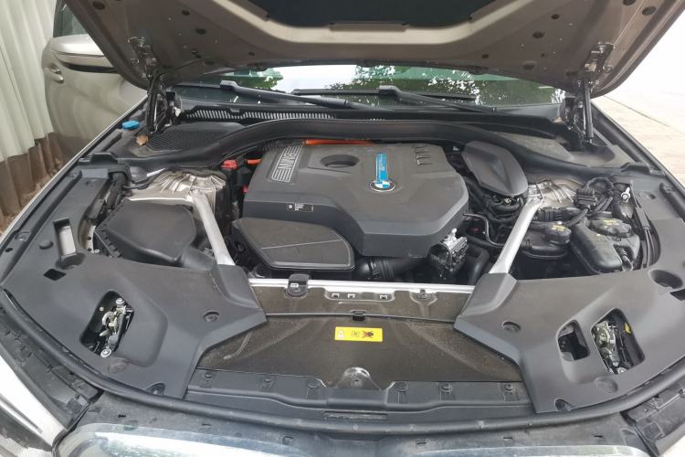 Used BMW 5 Series New Energy 2020 Mileage Upgrade Version 530Le Luxury Package Engine Bay