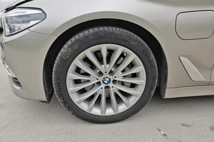 Used BMW 5 Series New Energy 2020 530Le Luxury Package Exterior 2