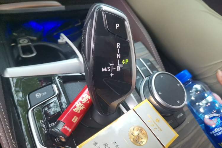 Used BMW 5 Series New Energy 2020 Mileage Upgrade Version 530Le Luxury Package Gear Lever