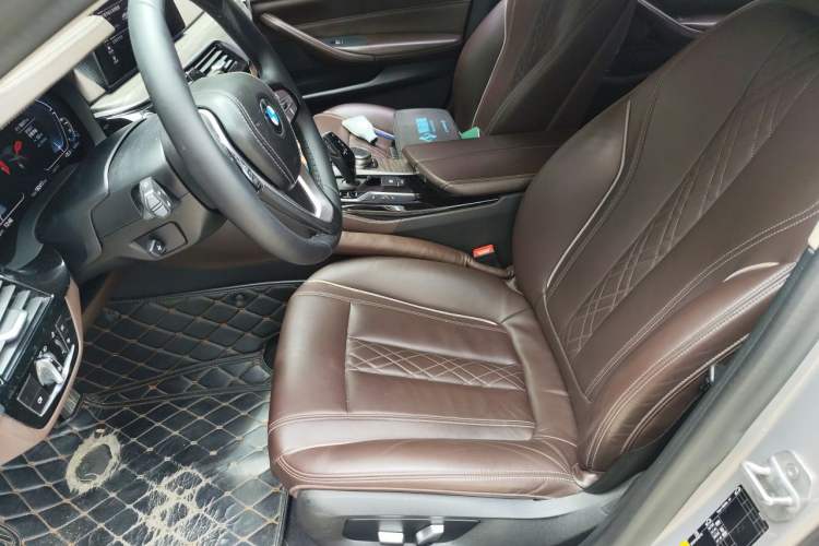 Used BMW 5 Series New Energy 2020 Mileage Upgrade Version 530Le Luxury Package Left Front Seat