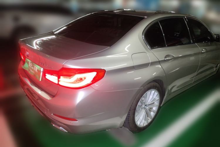 Used BMW 5 Series New Energy 2020 Mileage Upgrade Version 530Le Luxury Package Rear Right 45 Deg