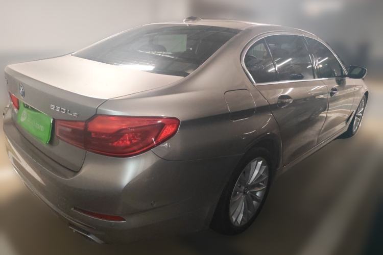 Used BMW 5 Series New Energy 2020 530Le Pioneer Edition Rear Right 45 Deg