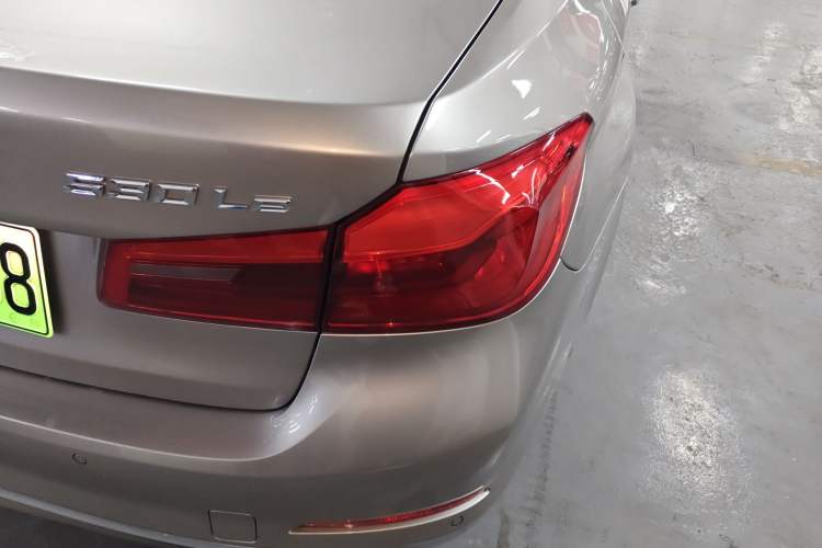 Used BMW 5 Series New Energy 2020 530Le Luxury Package Right Rear Taillight