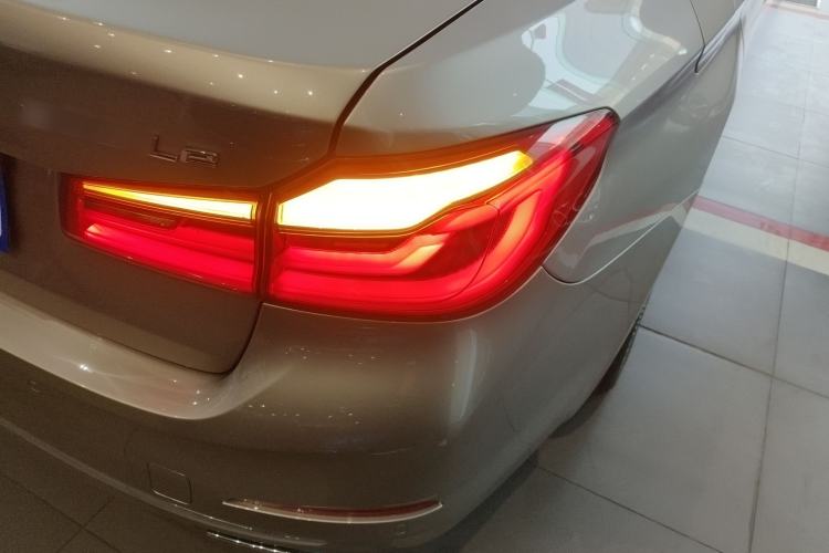 Used BMW 5 Series New Energy 2020 530Le Luxury Package Right Rear Taillight