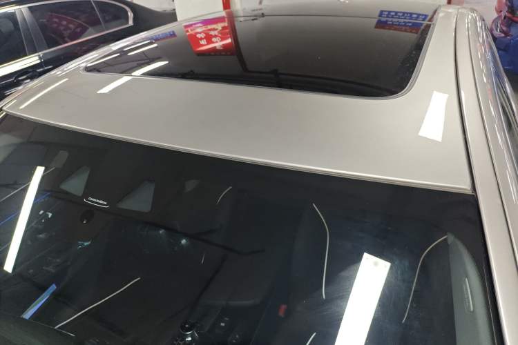 Used BMW 5 Series New Energy 2020 530Le Luxury Package Roof
