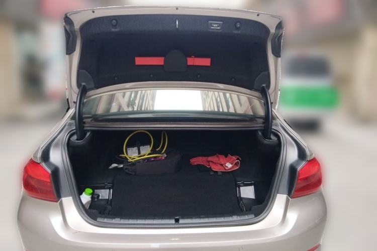 Used BMW 5 Series New Energy 2020 530Le Luxury Package Trunk