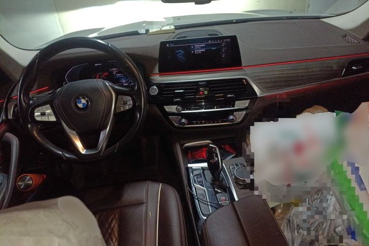 Used BMW 5 Series New Energy 2020 Mileage Upgrade Version 530Le Luxury Package Center Console