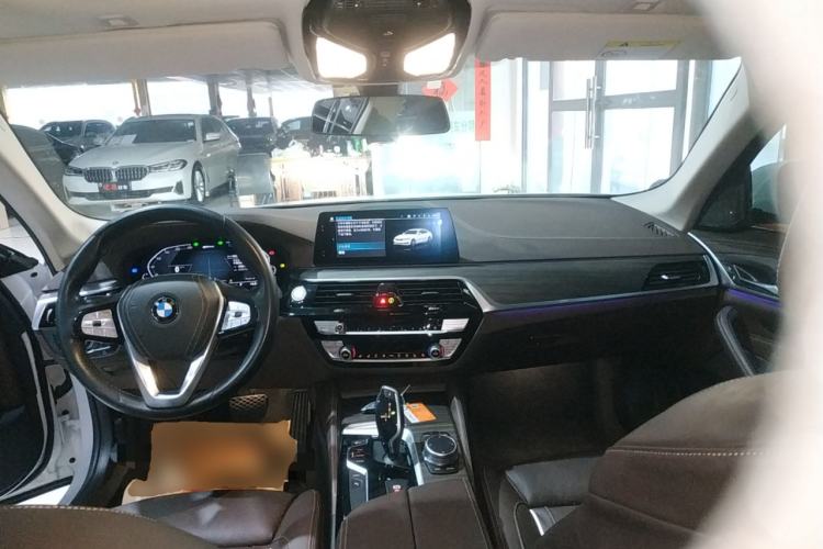 Used BMW 5 Series New Energy 2020 530Le Pioneer Edition Center Console