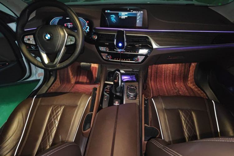 Used BMW 5 Series New Energy 2020 530Le Luxury Package Center Console