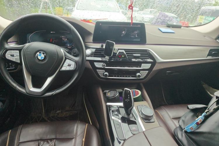 Used BMW 5 Series New Energy 2020 Mileage Upgrade Version 530Le Luxury Package Center Console