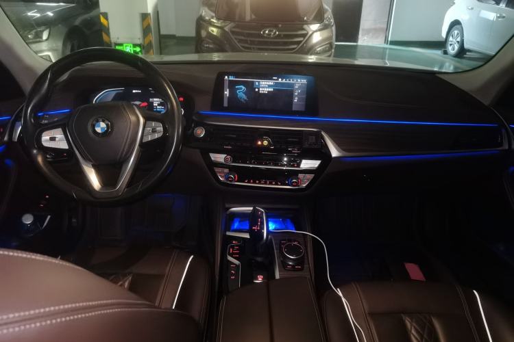Used BMW 5 Series New Energy 2020 Mileage Upgrade Version 530Le Luxury Package Center Console