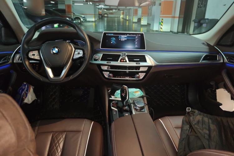 Used BMW 5 Series New Energy 2020 Mileage Upgrade Version 530Le Luxury Package Center Console