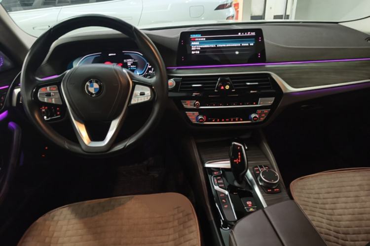 Used BMW 5 Series New Energy 2020 530Le Luxury Package Center Console