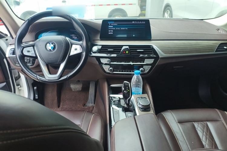 Used BMW 5 Series New Energy 2020 530Le Luxury Package Center Console