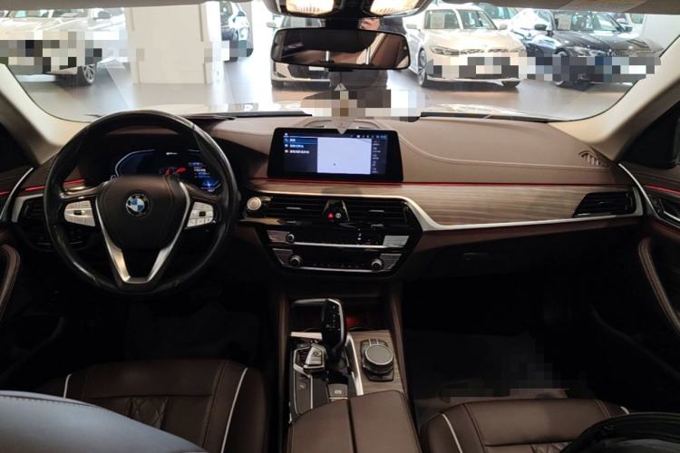 Used BMW 5 Series New Energy 2020 Mileage Upgrade Version 530Le Luxury Package Center Console
