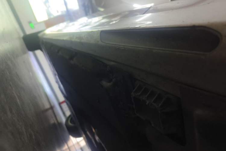 Used BMW 5 Series New Energy 2020 530Le Luxury Package Chassis Front Right