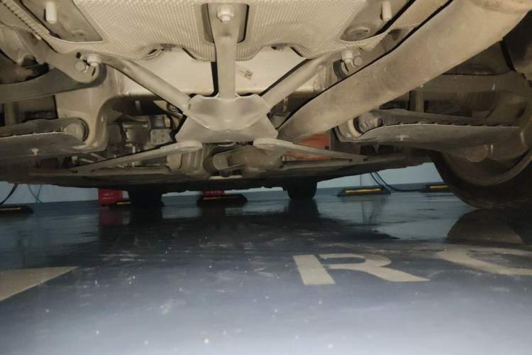 Used BMW 5 Series New Energy 2020 Mileage Upgrade Version 530Le Luxury Package Chassis Rear