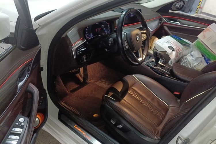 Used BMW 5 Series New Energy 2020 Mileage Upgrade Version 530Le Luxury Package Driver Seat
