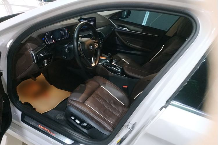 Used BMW 5 Series New Energy 2020 530Le Pioneer Edition Driver Seat