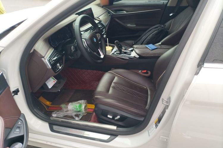 Used BMW 5 Series New Energy 2020 530Le Luxury Package Driver Seat