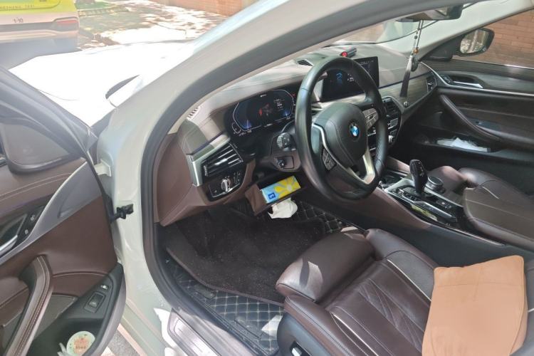 Used BMW 5 Series New Energy 2020 Mileage Upgrade Version 530Le Pioneer Edition Driver Seat