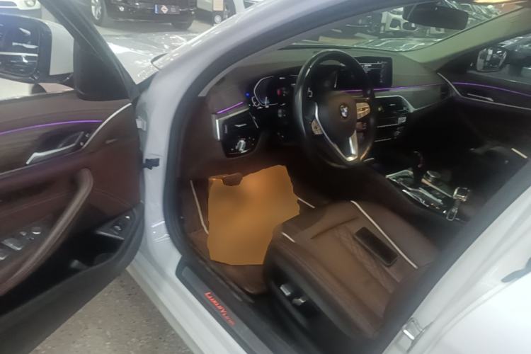 Used BMW 5 Series New Energy 2020 Mileage Upgrade Version 530Le Luxury Package Driver Seat