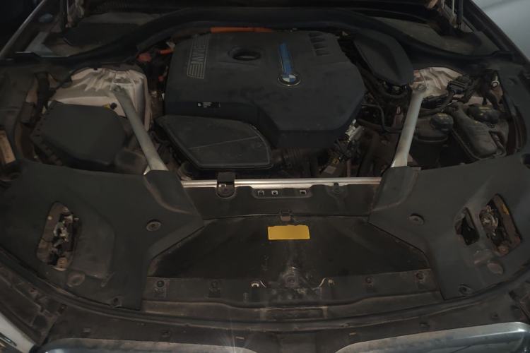 Used BMW 5 Series New Energy 2020 Mileage Upgrade Version 530Le Luxury Package Engine Bay