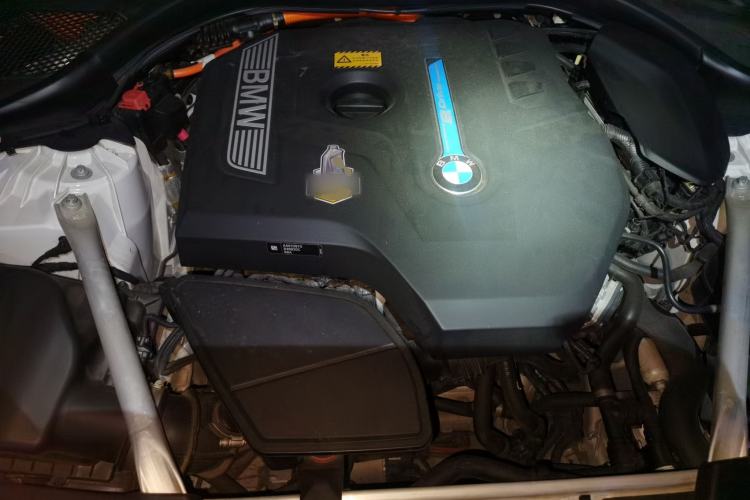 Used BMW 5 Series New Energy 2020 Mileage Upgrade Version 530Le Luxury Package Engine Bay