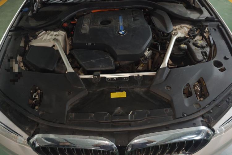 Used BMW 5 Series New Energy 2020 Mileage Upgrade Version 530Le Luxury Package Engine Bay