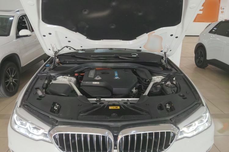Used BMW 5 Series New Energy 2020 Mileage Upgrade Version 530Le Luxury Package Engine Bay
