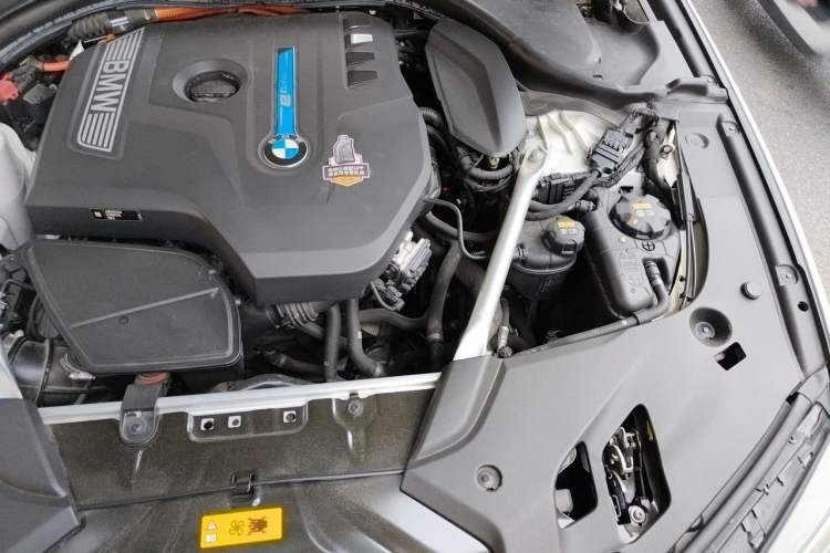 Used BMW 5 Series New Energy 2020 Mileage Upgrade Version 530Le Luxury Package Engine Bay Left