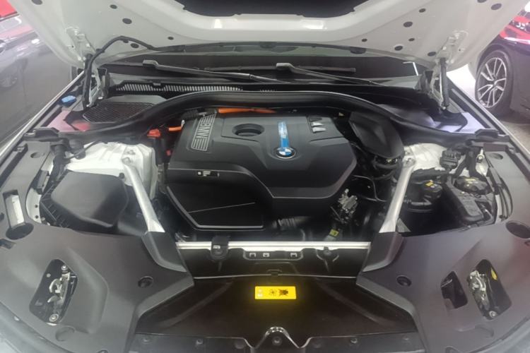 Used BMW 5 Series New Energy 2020 Mileage Upgrade Version 530Le Luxury Package Engine Bay