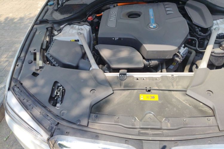 Used BMW 5 Series New Energy 2020 530Le Luxury Package Engine Bay Right
